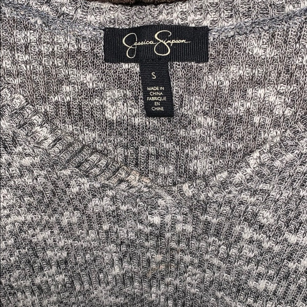 Jessica Simpson Sweater - Picture 2 of 5